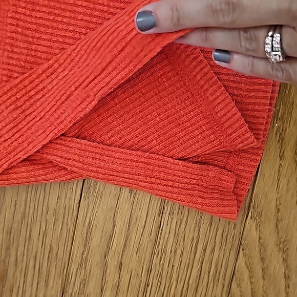 Eri + Ali Holdrege Mockneck Ribbed Sweater - Picture 6 of 7